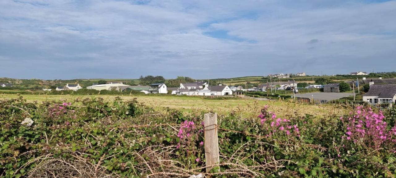 Llanrhyddlad The Lobster Pot Cottage Church Bay מראה חיצוני תמונה